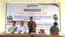 Panwascam Sungai Raya Libatkan Tokoh Agama dan Masyarakat Awasi Pilkada 2024. Foto/Istimewa. 