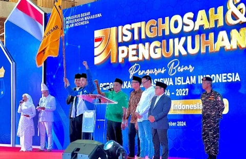 Addin Jauharudin Beri Semangat Kepada PB PMII Masa Khidmah 2024-2027