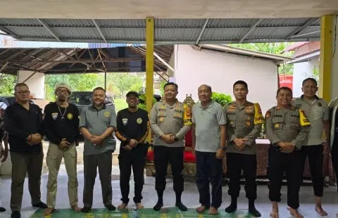 Kapolres Kubu Raya Silaturahmi Bersama Tokoh Lintas Etnis di Punggur Kecil. Foto/Istimewa. 