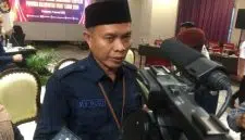 Ketua KPU Kalbar, MS Budi, saat di wawancara usai Penetapan Pasangan Calon Gubernur dan Wakil Gubernur Kalimantan Barat Terpilih Hasil Pilkada serentak tanggal 27 November 2024, di Hotel Mercure, Kota Pontianak, Kamis (09/01/25). Foto/Istimewa. 