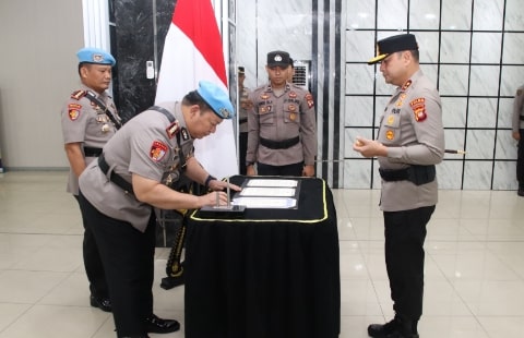 Kapolda Kalbar Tekankan Pejabat Baru Untuk Segera Adaptif