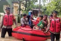 Tim SAR Satbrimob Polda Jateng Turun ke Lokasi Longsor Bantu Cari Korban Hilang. Foto/Istimewa. 