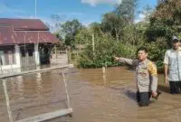 Polsek Kuala Mandor B Himbau Masyarakat Waspada Banjir dan Bahaya Listrik. Foto/Istimewa. 