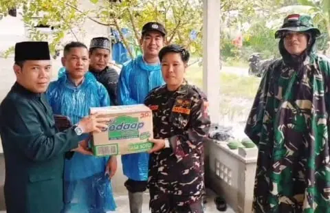 PC Ansor Kabupaten Sambas Salurkan Bantuan Untuk Korban Banjir