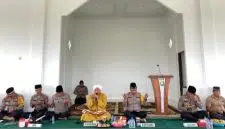 Isra Mi'raj di Polres Kubu Raya, Polisi Diajarkan Pentingnya Kejujuran dan Amanah. Foto/Istimewa. 