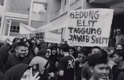 Guru Lalai Isi PDSS, Ratusan Siswa Demo SMAN 1 Mempawah Gagal Ikut SNBP 2025. Foto/Istimewa. 