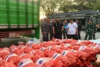 Lantamal XII Ungkap Penyelundupan Barang Ilegal, 3 Truck Bawa Bawang Bombay Sebanyak 47 Ton. Foto/Istimewa. 