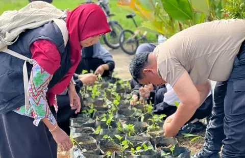 Polri Bersama Masyarakat: Ubah Lahan Tidur Jadi Sumber Ketahanan Pangan. Foto/Istimewa. 