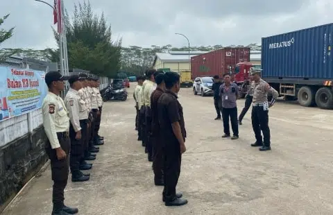 Polres Kubu Raya Gelar Patroli dan Sosialisasi Operasi Keselamatan Kapuas