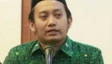 Penulis: Aris Adi Leksono. 