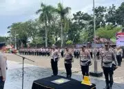 Polresta Pontianak Gelar Upacara Pelepasan Purna Bhakti Personel