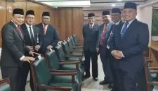 Kakanwil Kemenag Muhajirin Yanis Hadiri Sidang Paripurna di DPRD Kalbar. Foto/Istimewa. 