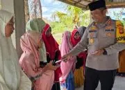 Kapolres Kubu Raya Safari Ramadhan ke Pondok Pesantren, Bagikan Bansos untuk Santri