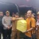 Pemkab Kubu Raya Bagikan 1000 Kotak Makanan Kepada Korban Banjir di Sungai Ambawang