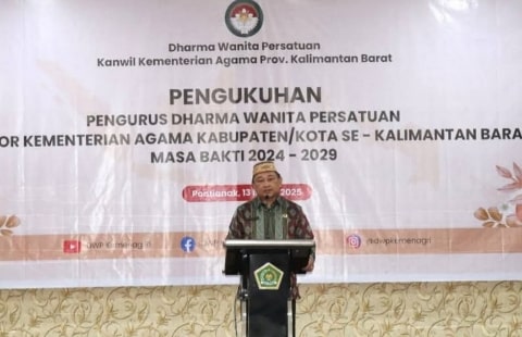 Kakanwil Muhajirin Yanis Apresiasi Pengukuhan Pengurus DWP Kemenag se-Kalbar