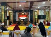 Polresta Pontianak Gelar Bakti Sosial untuk Guru Ngaji dan Marbot Masjid