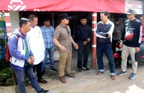 Bupati Sujiwo Pastikan Ruas Jalan Sungai Itik Sungai Kakap Tuntas Tahun ini