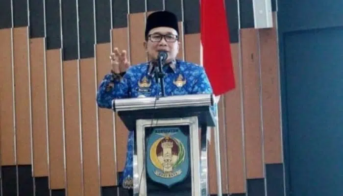 Bupati Sujiwo Ajak Masyarakat Jaga Warisan Karya Pemimpin Kubu Raya Sebelumnya