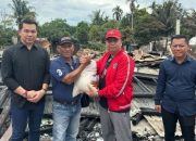 Kunjungi Lokasi Kebakaran, Lasarus Janjikan Tempat Tinggal Baru untuk Warga Kekurak Kapuas Hulu