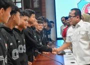 Sujiwo Lepas Tim Kubu Raya United U-14 Ikuti Barati Cup 2025