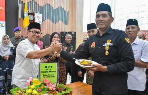 HUT ke-38 Antapanju, Bupati Sujiwo Apresiasi Purnawirawan. Foto/Istimewa. 