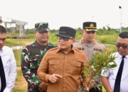 Sujiwo Ajak Elemen Masyarakat Menanam Pohon