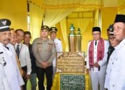 Bupati Sujiwo Tunaikan Nazar Ziarah Ke Makam Raja Kubu