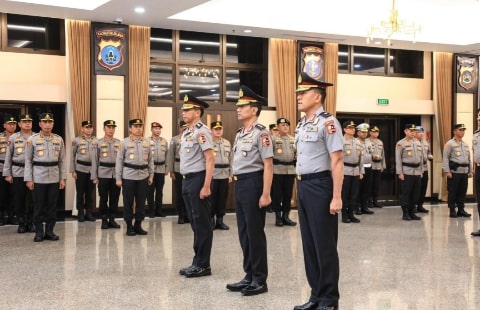 Mabes Polri Gelar Korps Raport Kenaikan Pangkat Pati Polri, 13 Perwira Tinggi Naik Pangkat. Foto/Istimewa. 