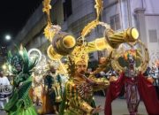 Kostum Ikonik Pontianak Pukau Penonton Karnaval Budaya di Surabaya