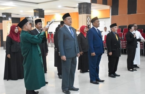Bupati Kubu Raya Sujiwo Lantik Pejabat Baru, Harap Bisa Amanah dan Kolaboratif. Foto/Istimewa. 