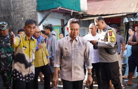 Tinjau Korban Kebakaran di Beting, Wako Edi Pastikan Bantuan Segera Disalurkan. Foto/Istimewa. 