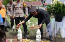 Polres Kubu Raya Gelar Upacara Pemakaman Aiptu Lukmanul Hakim. Foto/Istimewa. 