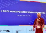 Fenty Noverita Wakili IWAPI Kubu Raya di Forum Internasional BRICS WBA 2025 Rusia