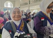 Penjual Kripik Pisang Naik Haji, Yamsi Jadi Jamaah Paling Tua Asal Sanggau Kalbar