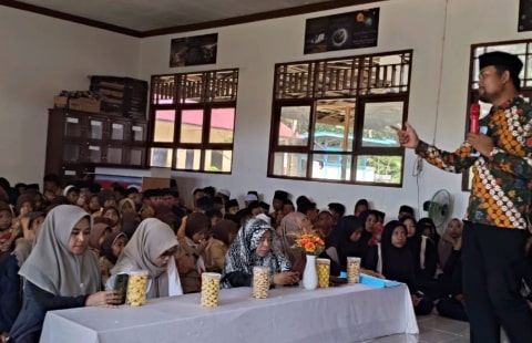 Santri Ponpes Miftahul Ulum Kumpai Diajak Tingkatkan Literasi Digital