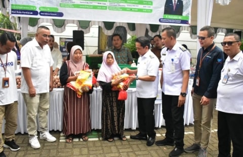 Pasar Murah di Pontianak Utara, Warga Antusias Serbu Bapok Murah