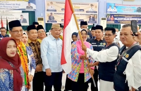 Pemberangkatan Haji Kalbar 2025 Tuntas, Kakanwil Kemenag Muhajirin Yanis: Ini Kesuksesan Bersama