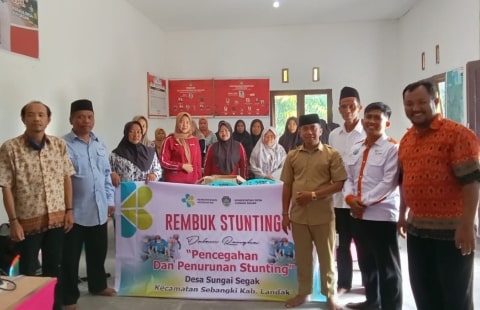 Kader Posyandu Jadi Penggerak Penurunan Stunting di Desa Sungai Segak