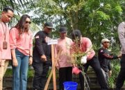 Bupati Kubu Raya Sujiwo Ajak Tanam Pohon dan Kurangi Pemakaian Plastik