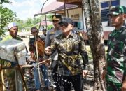 Diduga Tercemar PETI, Bupati Sujiwo Tinjau Sungai Retok