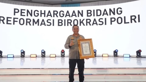 Edi Kamtono: Selamat Kepada Kapolresta Pontianak Raih Penghargaan Pelayanan Publik Prima
