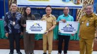 Pemkot Pontianak Salurkan Bantuan Bedah Rumah dan WC Untuk 324 Kepala Keluarga