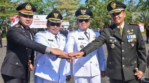 Peringati Hari Bhayangkara ke-79, Bupati Sujiwo Perkuat Sinergi Pemkab dan Kepolisian