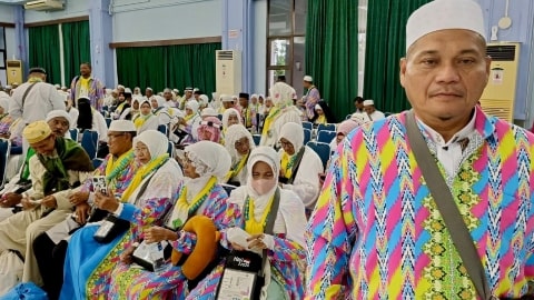 Penuh Haru, Jemaah Haji Kloter 22 BTH Berpamitan Usai Subuh di Asrama Haji Batam