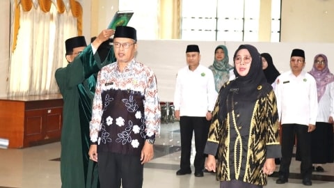 Sholihin dan Tutik Rusmawati Resmi Dilantik Jadi Kepala MAN di Kalbar