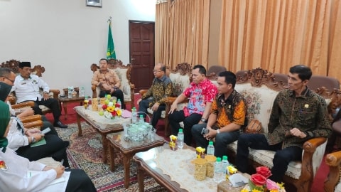 DPRD Kapuas Hulu Kunjungi Kanwil Kemenag Kalbar, Bahas Gaji ke-13 dan 14 Guru Agama