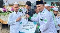 30 Anak Yatim di Desa Pasak Piang Terima Santunan dari NU Care-LAZISNU Kalbar dan Mahasiswa KKL IAIN Pontianak