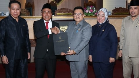 Rapat Paripurna DPRD Kalbar Bahas Pertanggungjawaban APBD 2024, Wagub Beri Apresiasi
