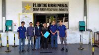 Remaja PRT H. Abdurrahman lakukan pertemuan membahas isu lingkungan bersama PT. Bintang Borneo Persada Sumber Foto : Remaja PRT H. Abdurrahman
