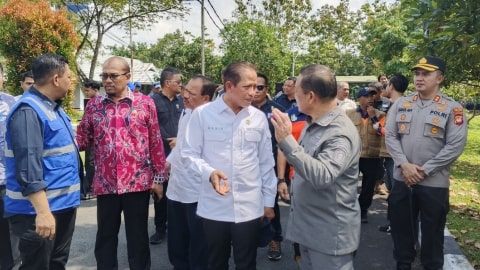 Menteri LHK dan Kepala BNPB Tinjau Karhutla di Kalbar